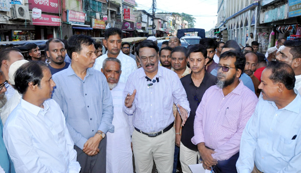 ছাতকে ২৬৬ কোটি টাকার সড়ক উন্নয়ন কাজ পরিদর্শনে এমপি মিলন