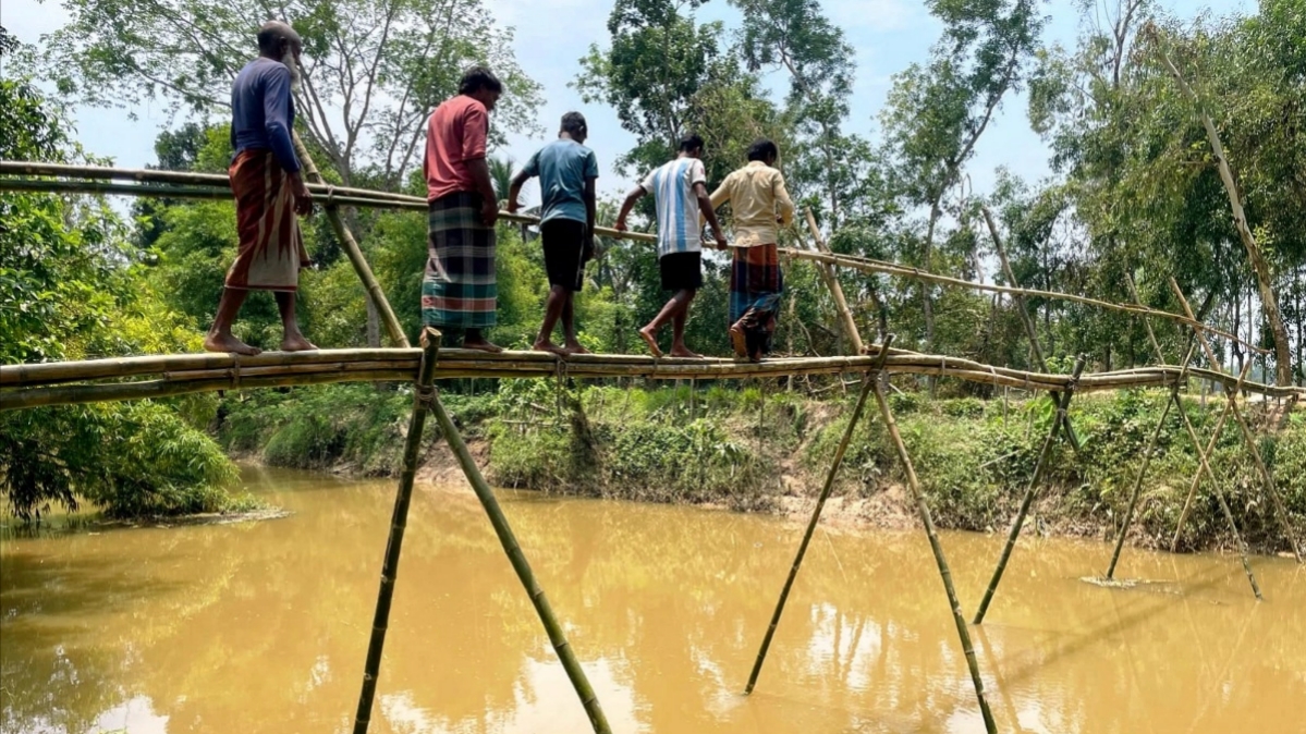রাতে কেউ অসুস্থ হলে আতঙ্কে আমাদের বুক কাঁপে