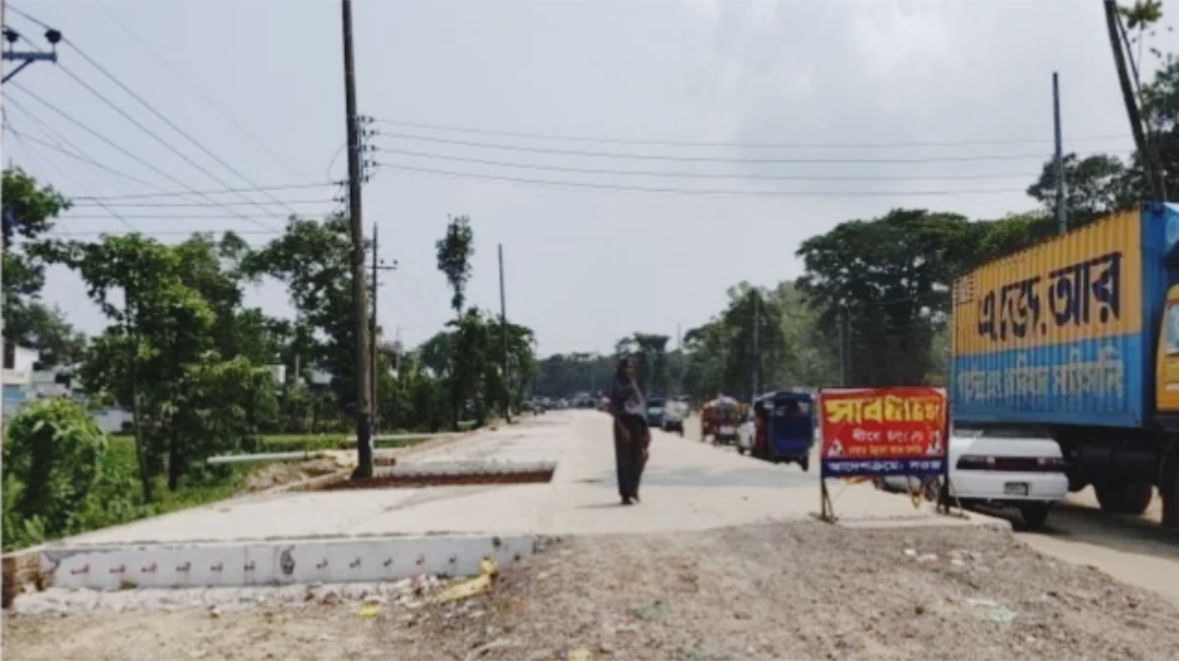 সুনামগঞ্জ-সিলেট সড়কের ফোর লেন কাজে ধীরগতি
