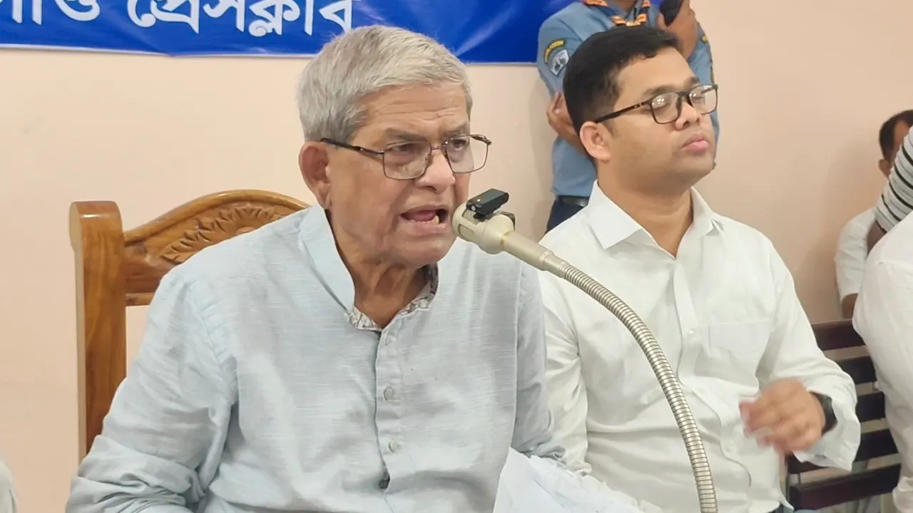 সাদাকে সাদা, কালোকে কালো বলবেন’, সাংবাদিকদের উদ্দেশ্যে মির্জা ফখরুল