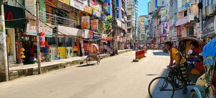 ভয়াবহ গরমেও বিদ্যুৎ নেই সিলেটে: সাধারণ মানুষের ভোগান্তি এখন চরমে