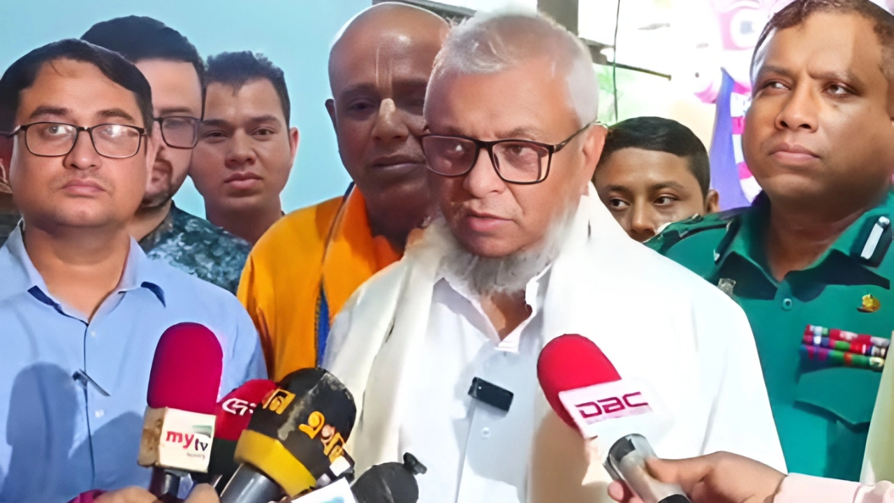 চা শ্রমিকদের ন্যায্য অধিকার নিশ্চিত করবে সরকার: শ্রমমন্ত্রী