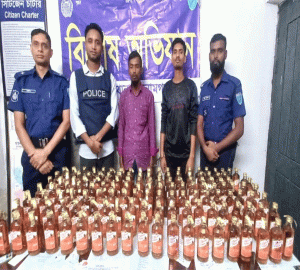 ভারতীয় মদসহ দুই যুবক আটক