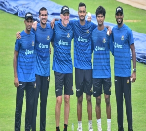 স্কোয়াডে ৫ পেসার, কী বার্তা দিচ্ছে?