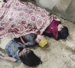 সুনামগঞ্জে হাওরে মাছ ধরতে গিয়ে ঝড়ে নৌকা ডুবে তিন ভাই বোনের মৃত্যু