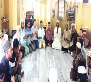 বঙ্গবন্ধুর শাহাদত বার্ষিকী উপলক্ষে গণমাধ্যম কমিশনের মিলাদ মাহফিল