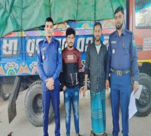 জগন্নাথপুরে ট্রাকবোঝাই ভারতীয় চিনির চালান জব্দ, আটক ২