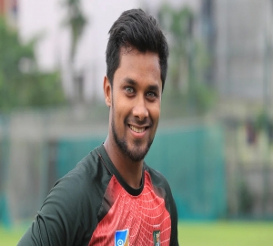 খেলা শুরুর পরে মাঠে সাব্বির, পেলেন নোটিশ