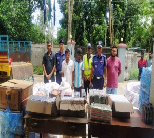 ছাতকে পিকআপ ভর্তি ভারতীয় পণ্যসহ দুই যুবক আটক