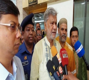 একটি গোষ্ঠী আগুন সন্ত্রাসের ভয় দেখিয়ে সরকার বদলাতে চায় : পরিকল্পনামন্ত্রী এমএ মান্নান 
