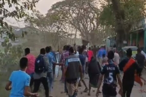 হবিগঞ্জে অটোরিক্সার স্ট্যান্ড দখল নিয়ে সংঘর্ষ, আহত ৩৫