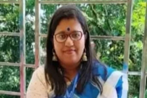 নিখোঁজের দুই দিন পর হাওরে মিলল শিক্ষিকার মরদেহ, ব্যাগে বিষের বোতল