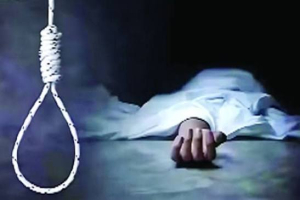 বড়লেখায় সিলিং ফ্যানের সঙ্গে ঝুলন্ত অবস্থায় গৃহবধূর মরদেহ