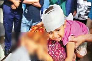সিলেটের অবুঝ শিশু জানে না তার মা কখনও জেগে উঠবে না