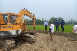চুনারুঘাটে দুই বালুখেকোকে এক লাখ টাকা জরিমানা