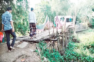 দোয়ারাবাজারে চার বছরেও মেরামত করা হয়নি ব্রিজ, ভোগান্তি
