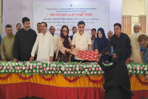 বড়লেখায় প্রধানমন্ত্রীর ত্রাণ তহবিলের মানবিক সহায়তা বিতরণ