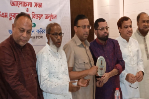 এটিএম তুরাব স্মৃতি পদক পেলেন সিনিয়র সাংবাদিক আবদুল কাদের তাপাদার