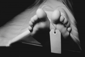 দেবরকে ধরতে গিয়ে পুলিশ দেখে ভাবির মৃত্যু