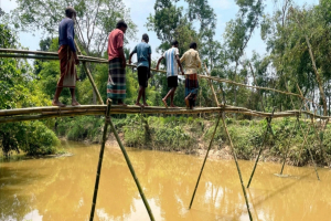 রাতে কেউ অসুস্থ হলে আতঙ্কে আমাদের বুক কাঁপে