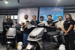 Revoo launches two electric bikes A10 & A12