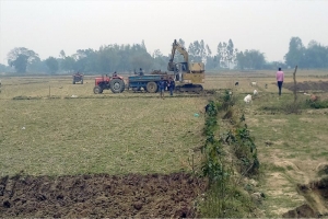 হবিগঞ্জে ফসলের মাঠে মাটিখেকোর তাণ্ডব