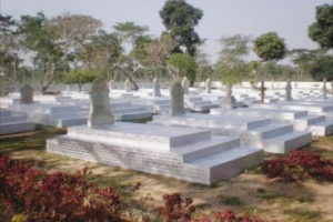 শ্রীমঙ্গলের ডিনস্টন চা বাগানে স্মৃতি বিজড়িত সিমেট্রি