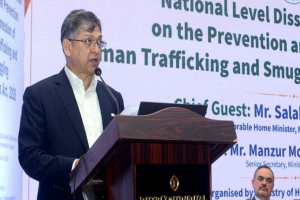 পাচার ও প্রযুক্তির অপব্যবহার রোধে নতুন আইন কার্যকর ভূমিকা রাখবে: স্বরাষ্ট্রমন্ত্রী