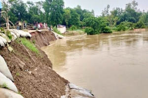 হবিগঞ্জের খোয়াই নদী ভাঙনে লাখো মানুষের কষ্ট