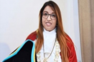 যুক্তরাজ্যের লোয়েস্টওফটের মেয়র হলেন বাংলাদেশি বংশোদ্ভূত নাসিমা বেগম