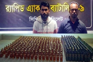সুনামগঞ্জের সীমান্ত বাজার থেকে ৫২৮ বোতল বিদেশী মদ জ ব্দ, গ্রে ফ তা র ২