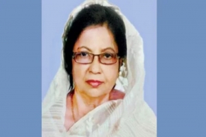  ১০ ভরি স্বর্ণের দাম ৪০ হাজার দেখালেন এমপি জয়া সেনগুপ্ত