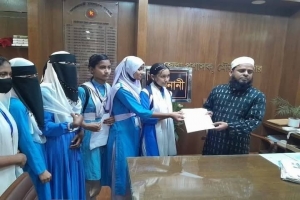 মৌলভীবাজারে শিক্ষক অপসারণের দাবিতে মানববন্ধন ও স্মারকলিপি