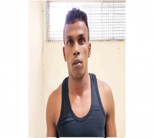 ধর্ষণ মামলার মূলহোতা বিমানবন্দরে আটক
