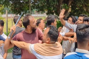 সুনামগঞ্জে ইউএনও’র বিরুদ্ধে বিক্ষোভ মিছিলে বিএনপি নেতাকর্মীদের হামলা