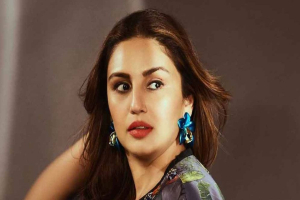 হুমার বাগদানের খবরে বলিউডে তোলপাড়