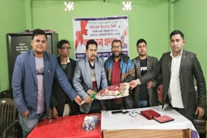 কালের কন্ঠ পত্রিকার অন্যতম দেশ সেরা প্রতিনিধি শিল্পিকে রাণীশংকৈল প্রেসক্লাবে সম্মাননা প্রদান