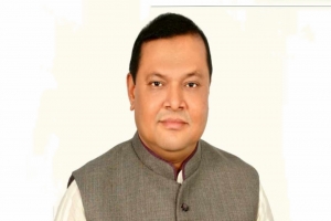 তাহিরপুর উপজেলা পরিষদ নির্বাচনে প্রার্থীতা ঘোষণা দিলেন অমল কান্তি কর