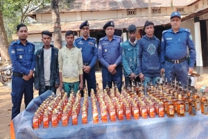 তাহিরপুরে ভারতীয় মদের বড় চালান আটক, ৪ জন গ্রেপ্তার