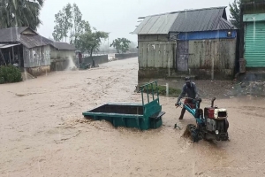 সুনামগঞ্জে প্রবল বর্ষণ, নদ-নদীর পানি বেড়ে নিম্নাঞ্চল প্লাবিত