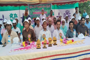 তাহিরপুরে মাসব্যাপী ফুটবল টুর্নামেন্ট সম্পন্ন 