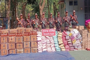 সুনামগঞ্জে প্রায় কোটি টাকা মূল্যের ভারতীয় অবৈধ পণ্য জব্দ 