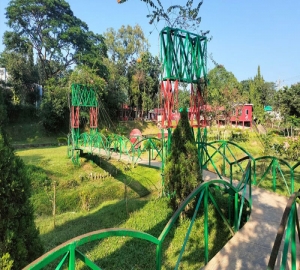 অবরোধে পর্যটকশূন্য চায়ের রাজধানী