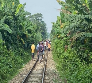 শায়েস্তাগঞ্জে ট্রেনে কাটা পড়ে কিশোরের মৃত্যু