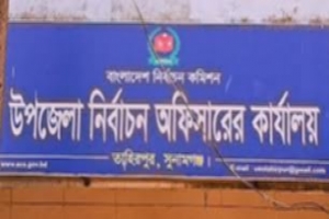 টাকা ছাড়া মিলছে না স্মার্টকার্ড