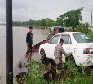 পানিতে তলিয়ে গেছে সুনামগঞ্জ-তাহিরপুর সড়ক, যোগাযোগ বিচ্ছিন্ন