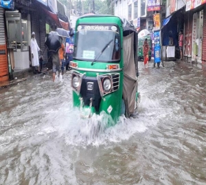 বৃষ্টি-পাহাড়ি ঢলে বিপর্যস্ত সুনামগঞ্জ